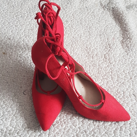 Red heel - Picture 1 of 4